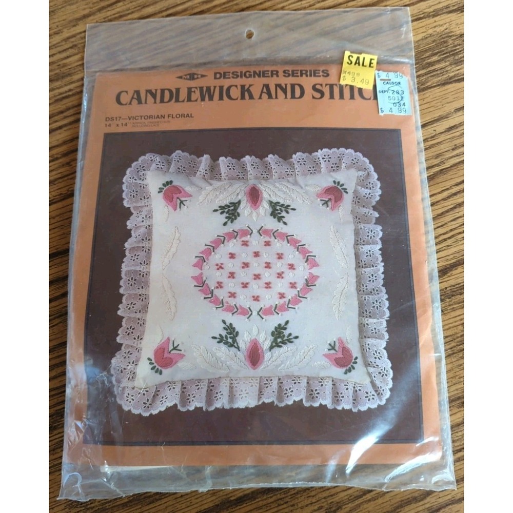 New Sealed Vintage Victorian Floral Candlewicking Embroidery Pillow Kit 14 X 14